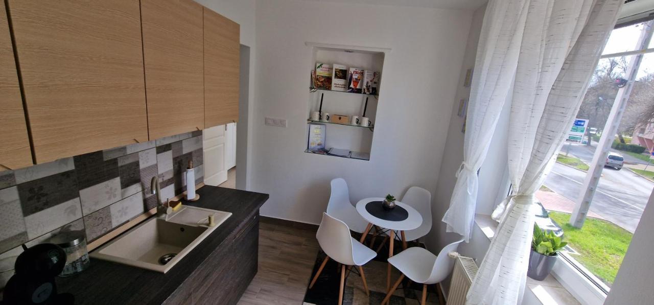 דירות Cili Apartman אגר מראה חיצוני תמונה